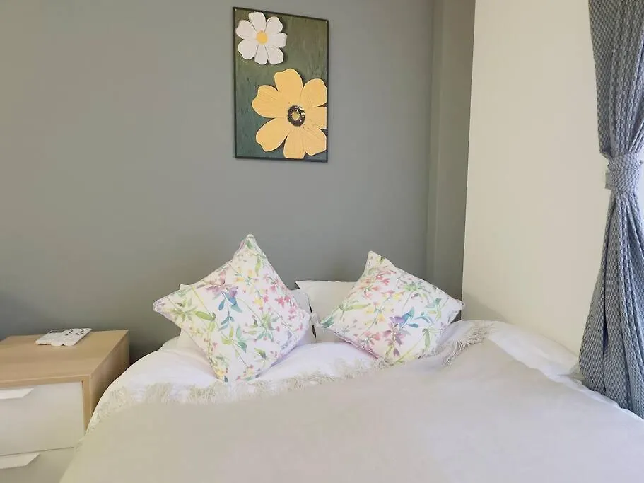100M From Nearest Bus Stop/8 Mins To Ikebukuro Sta Tokyo 0*,  Japan